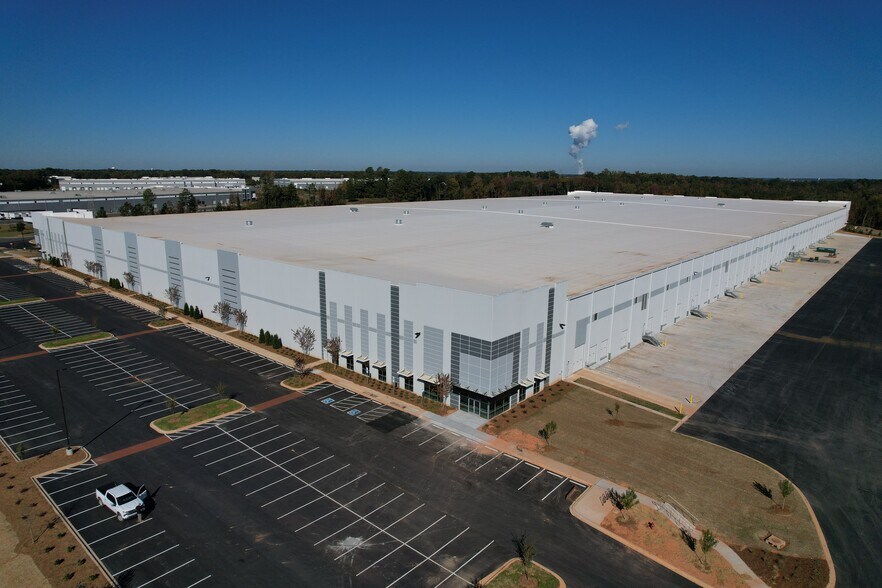 More Photos Of 2087 Williams Industrial Blvd, Rock Hill Distribution For Lease