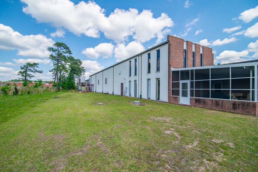 More Photos Of 4900 Highway 501, Myrtle Beach Light Manufacturing For Lease