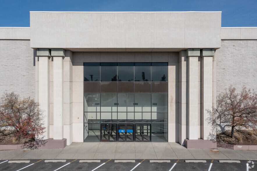 More Photos Of 4750 N Division St, Spokane Unknown For Lease