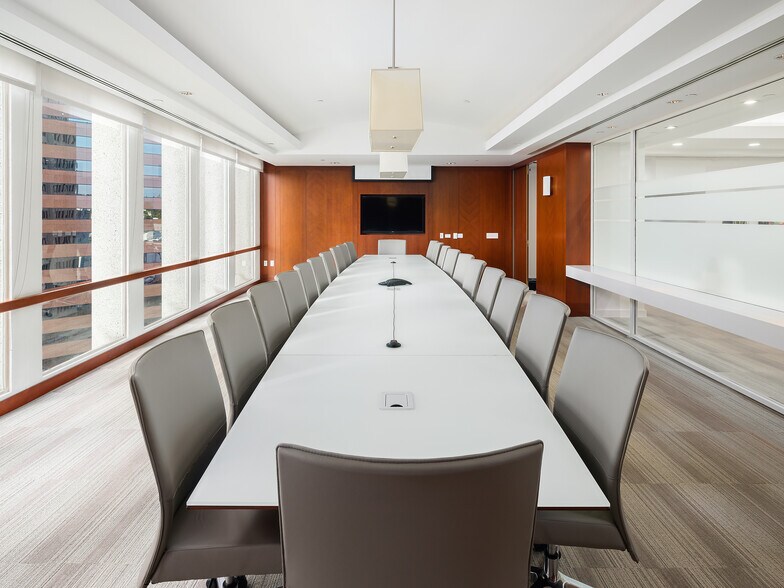 More Photos Of 530 B St, San Diego Office For Sale