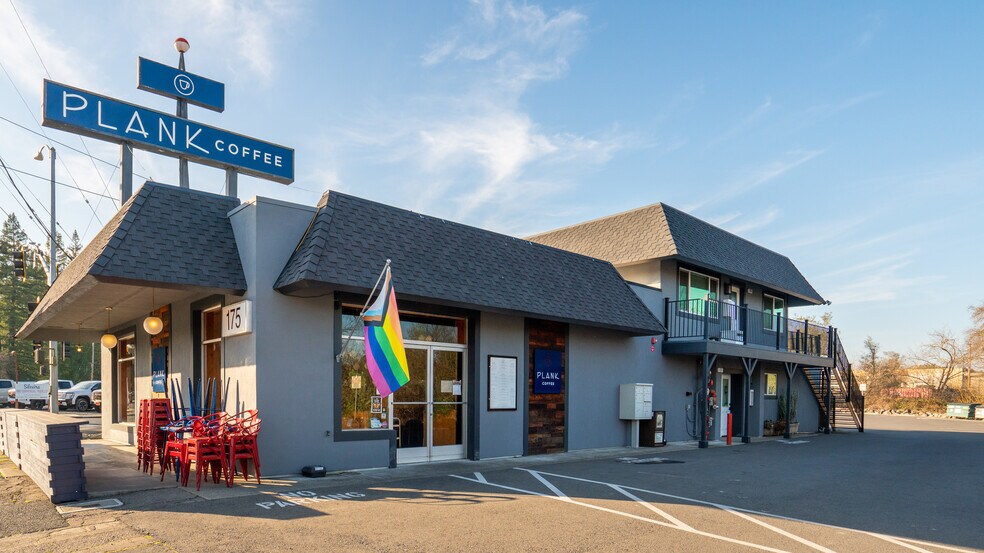 More Photos Of 178 Dry Creek Rd, Healdsburg Hotel For Sale