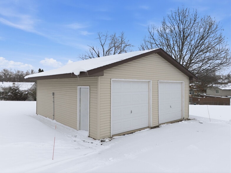 More Photos Of 1700 Boyson Rd NE, Cedar Rapids Religious Facility For Sale