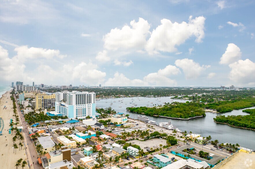 More Photos Of 1215 N Ocean Dr, Hollywood Hotel For Sale