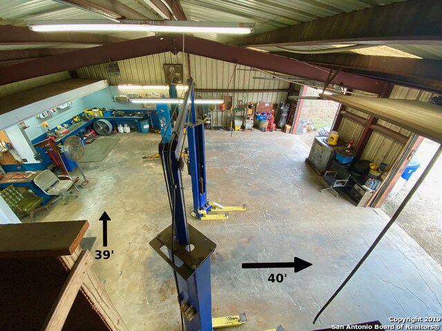 More Photos Of 5447 Seguin Rd, Kirby Auto Repair For Sale