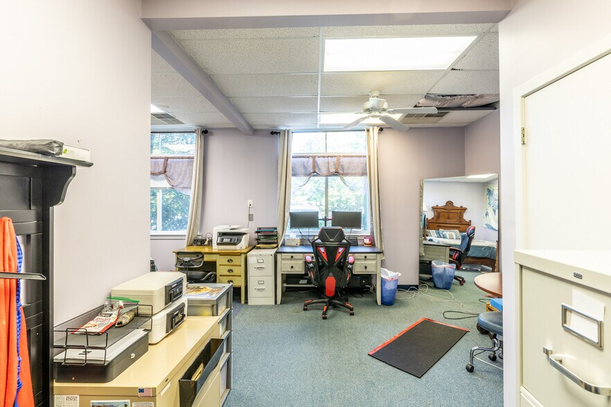 More Photos Of 1410 Incarnation Dr, Charlottesville Medical For Sale