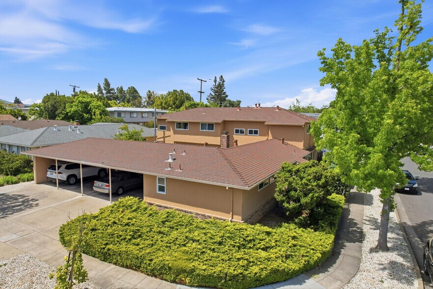 Primary Photo Of 1195 Weyburn Ln, San Jose Apartments For Sale