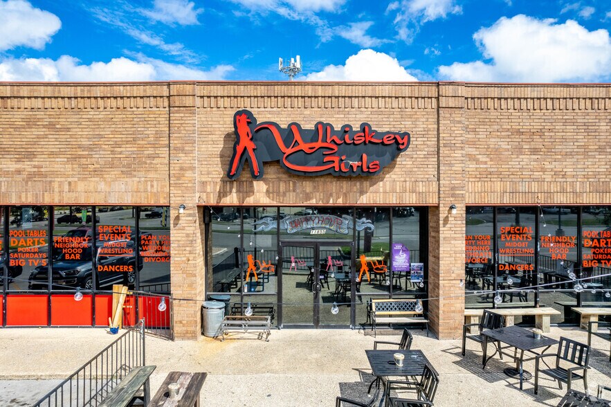 More Photos Of 11803-11855 Perrin Beitel Rd, San Antonio Unknown For Lease