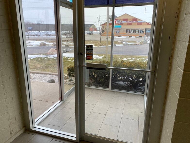 More Photos Of 11293 Torrey Rd, Fenton Storefront Retail Office For Sale