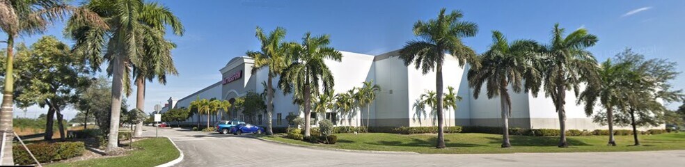 More Photos Of 11401 NW 134th St, Medley Distribution For Lease