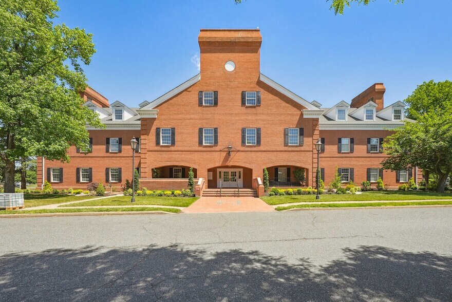 Primary Photo Of 1 Rossmoor Dr, Monroe Township Medical For Lease