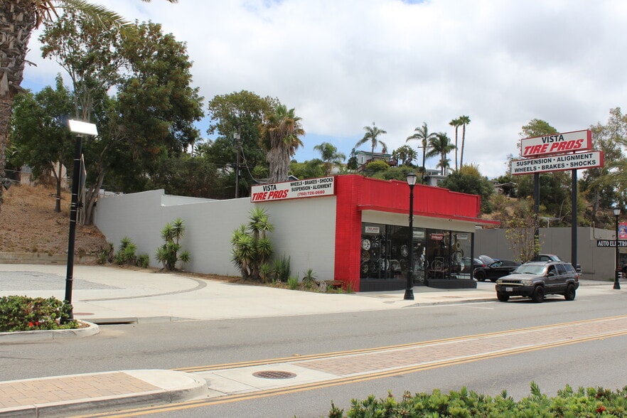 More Photos Of 636 S Santa Fe Ave, Vista Auto Repair For Sale