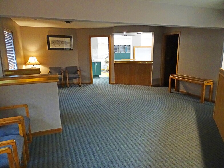 More Photos Of 18455 SW Alexander St, Beaverton Medical For Lease