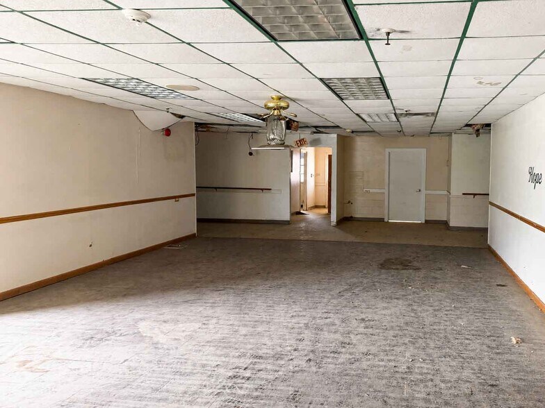 More Photos Of 1901 W Elliott St, Breckenridge Office For Sale