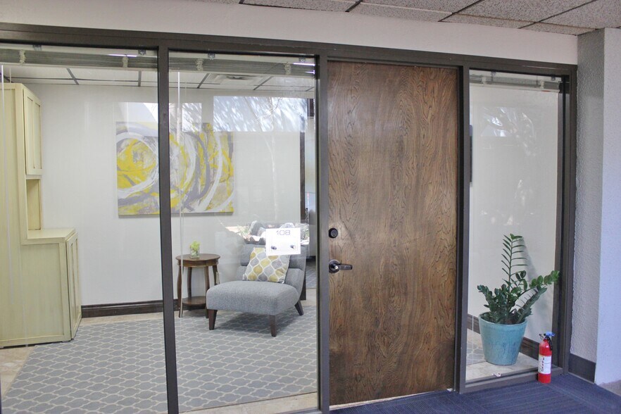 More Photos Of 4900 N Portland Ave, Oklahoma City Office For Lease