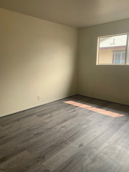 More Photos Of 4040 E Dakota Ave, Fresno Apartments For Sale