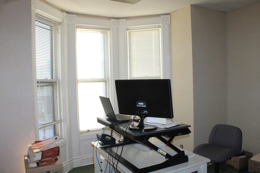 More Photos Of 215 Fulton St, Geneva Office For Lease