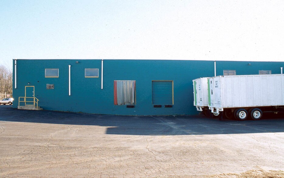 More Photos Of 950 River Rd, Croydon Manufacturing For Sale