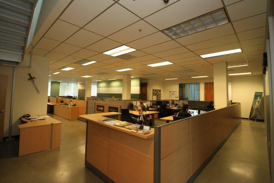 More Photos Of 8871 Research Dr, Irvine Loft Creative Space For Sale