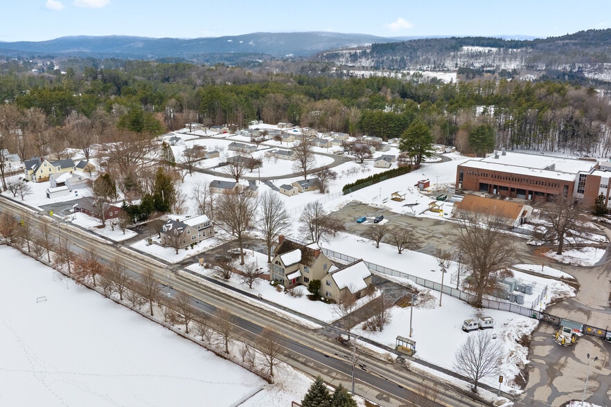 More Photos Of 68 Lyme Rd, Hanover Office Residential For Sale