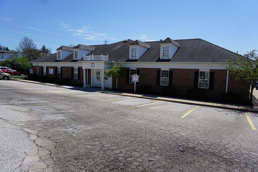 More Photos Of 3610 W Market St, Fairlawn Unknown For Lease
