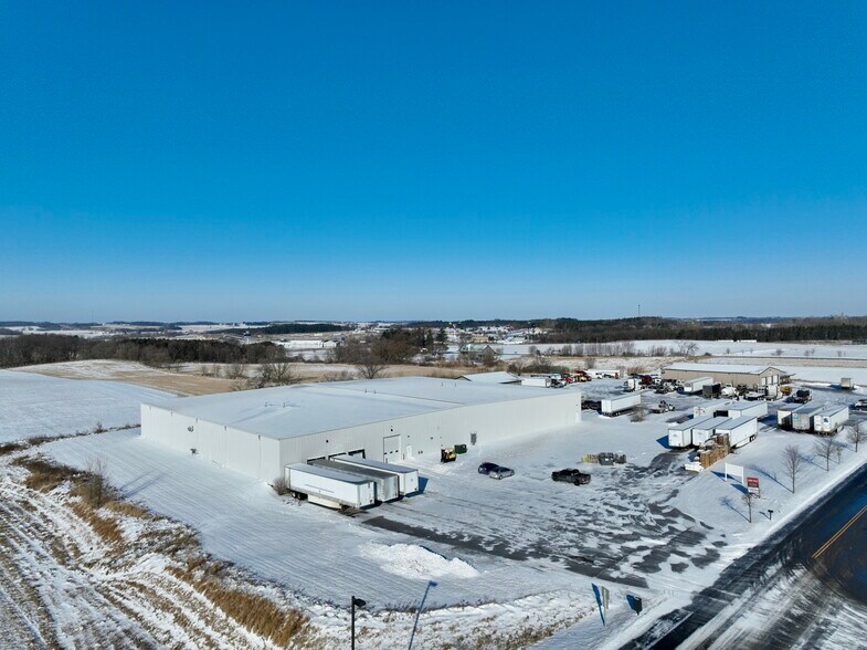 More Photos Of 2700 Alreich Ave, Baldwin Service For Sale