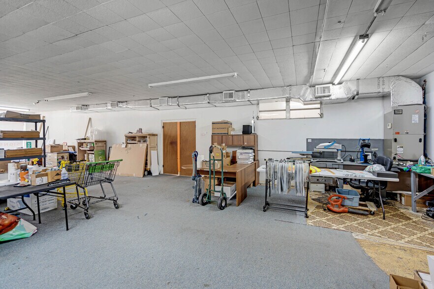 More Photos Of 107 E Polk Ave, Lake Wales General Retail For Sale