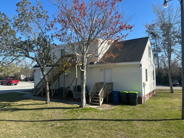 More Photos Of 403 N 35th St, Morehead City Office For Sale