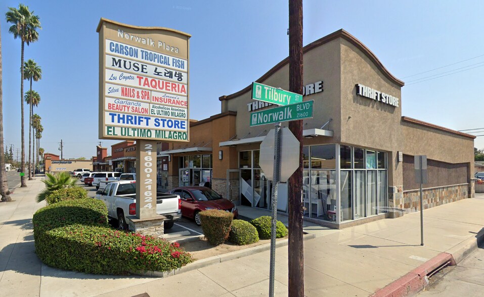 More Photos Of 21600-21624 Norwalk Blvd, Hawaiian Gardens Unknown For Lease