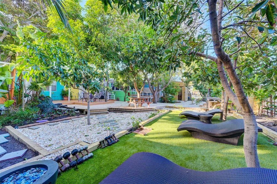 More Photos Of 1944 NE 5th St, Deerfield Beach Apartments For Sale
