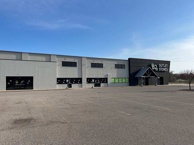 Primary Photo Of 4743 W US Highway 10, Ludington Freestanding For Lease