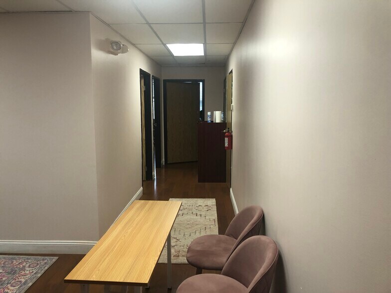 More Photos Of 271 US Highway 46, Fairfield Office For Lease