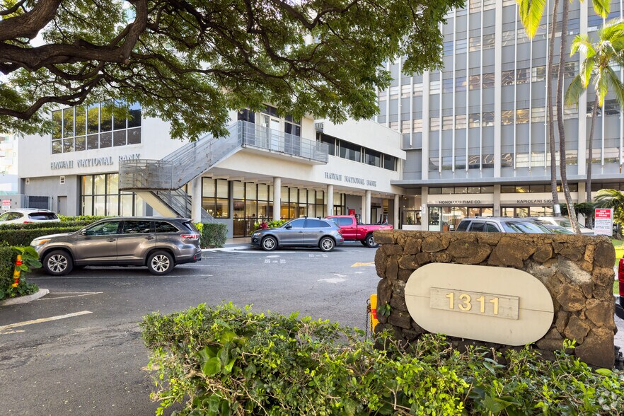 More Photos Of 1311 Kapiolani Blvd, Honolulu Office For Lease