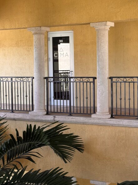 More Photos Of 1655 N Commerce Pky, Weston Office For Lease