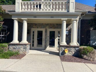 More Photos Of 1531 Hunt Club Blvd, Gallatin Office For Lease