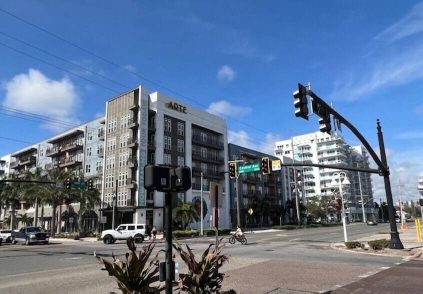 More Photos Of 1510 1st Ave N, Saint Petersburg Freestanding For Lease