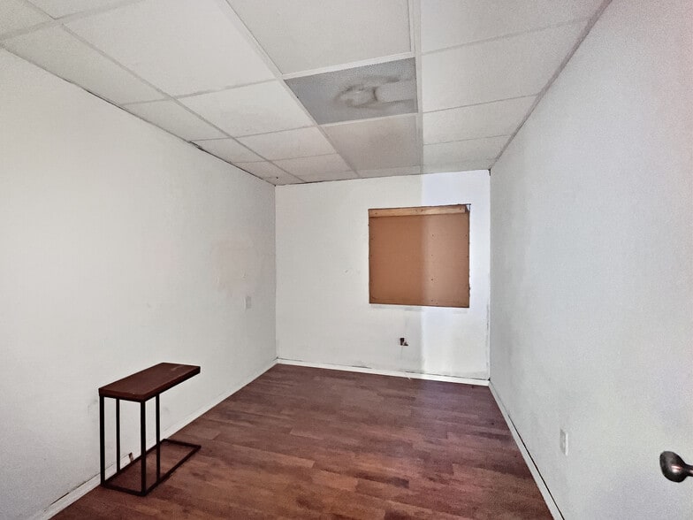 More Photos Of 5820 HWY 542 W, Winter Haven Warehouse For Lease