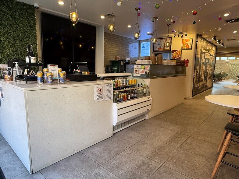More Photos Of 176 Bleecker St, New York Apartments For Lease