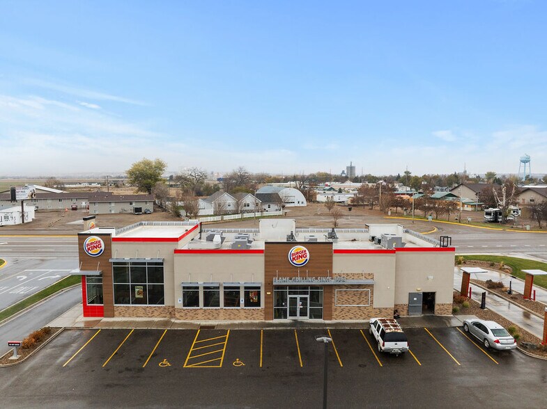 More Photos Of 416 N Central Ave, Sidney Storefront For Sale