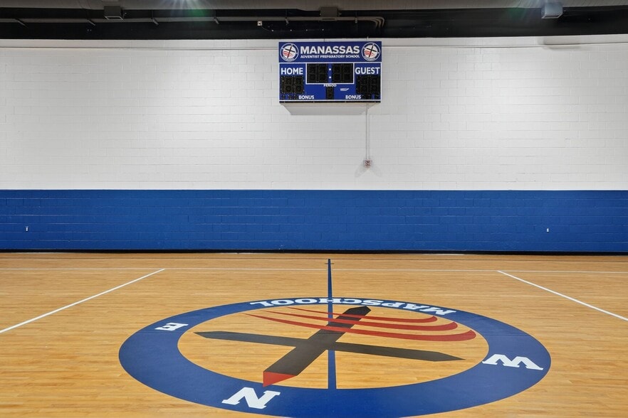 More Photos Of 8225 Barrett Dr, Manassas Specialty For Lease