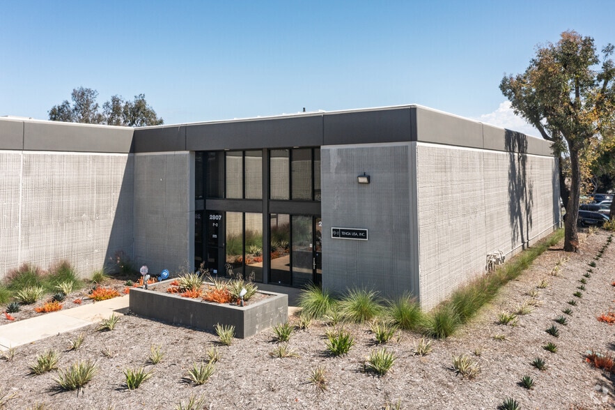 More Photos Of 2807 Oregon Ct, Torrance Research And Development For Lease