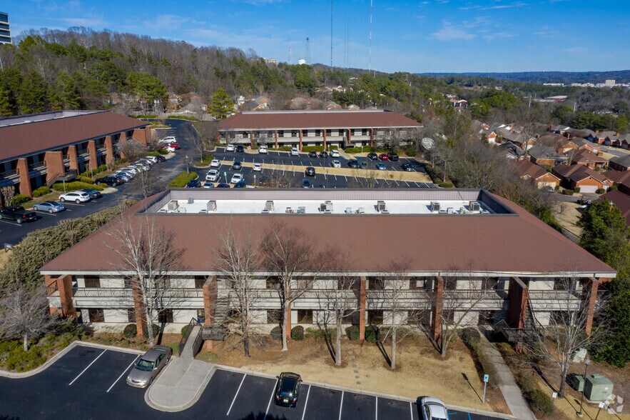 More Photos Of 529 Beacon Pky W, Birmingham Unknown For Lease