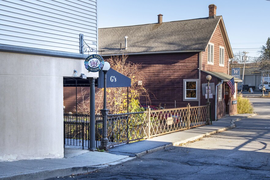 More Photos Of 32-34 Main St, Warwick Restaurant For Sale