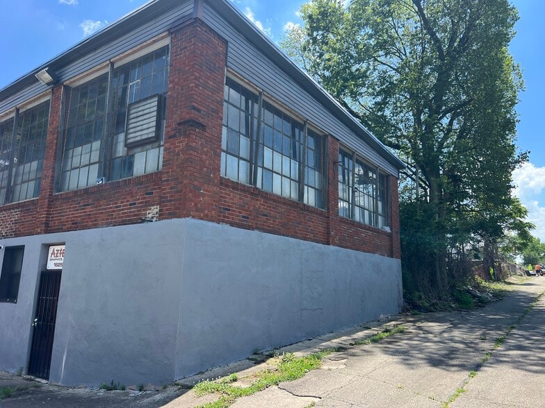 More Photos Of 1625 Tacoma St, Dayton Warehouse For Sale