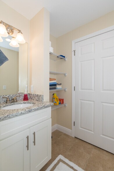 More Photos Of 915 E Palmetto St, Lakeland Apartments For Sale
