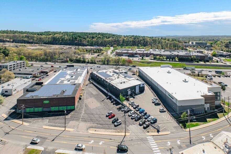 More Photos Of 179 Bear Hill Rd, Waltham Research And Development For Lease