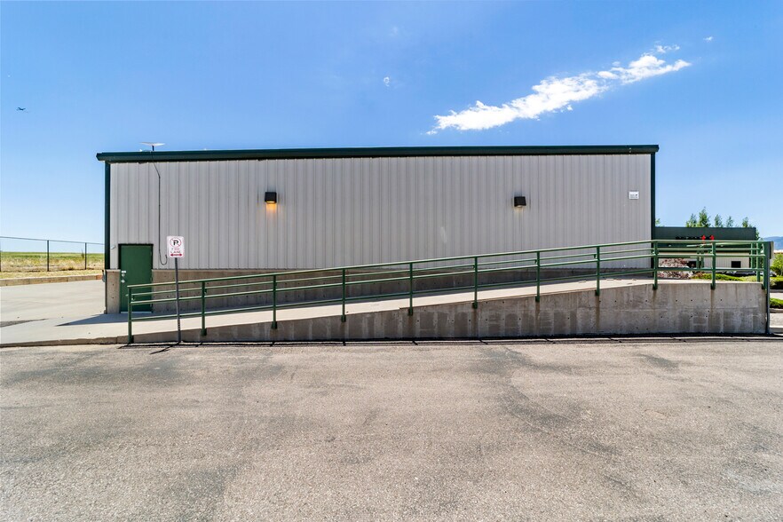 More Photos Of 5739 Observation Ct, Colorado Springs Warehouse For Lease