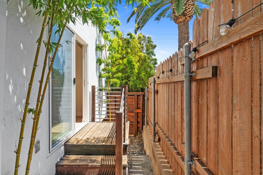 More Photos Of 631 Pier Ave, Santa Monica Apartments For Sale