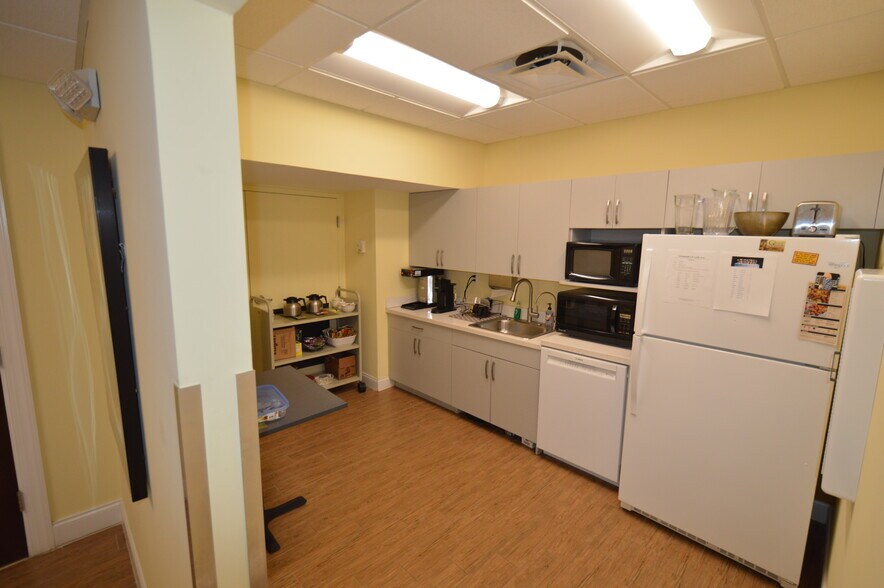 More Photos Of 1232-1238 N University Dr, Plantation Office For Lease