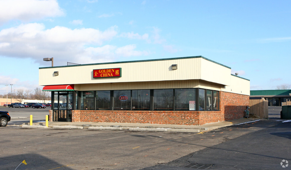 Primary Photo Of 1926 Brice Rd, Reynoldsburg Restaurant For Sale