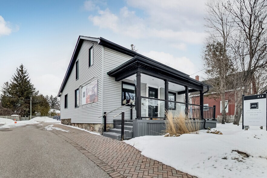 Primary Photo Of 578 Kingston Rd W, Ajax Office For Sale